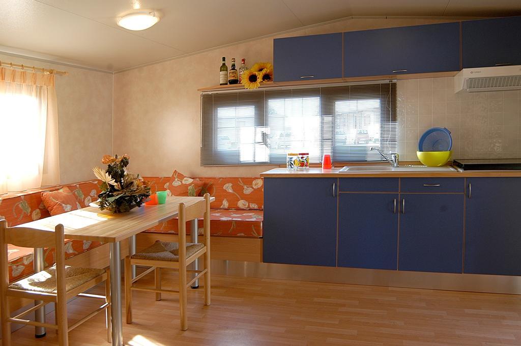 Acquaviva Village Camping Portoferraio Szoba fotó
