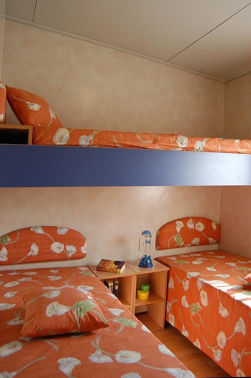 Acquaviva Village Camping Portoferraio Szoba fotó